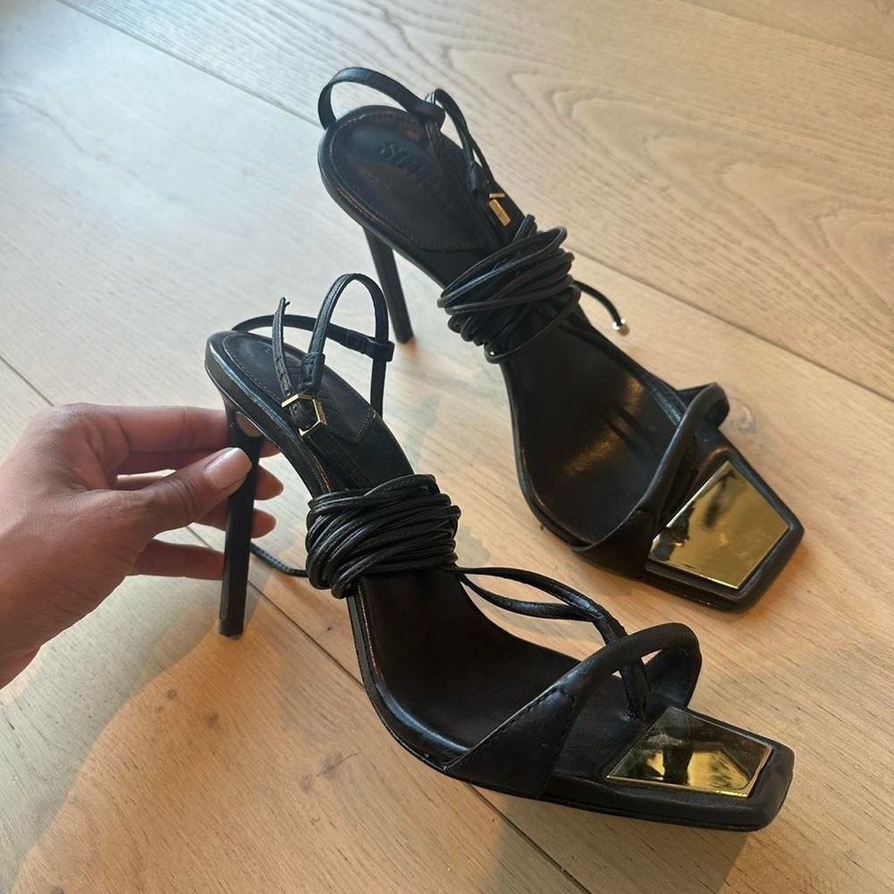 Schutz Black Vikki Heels - Picture 4 of 5